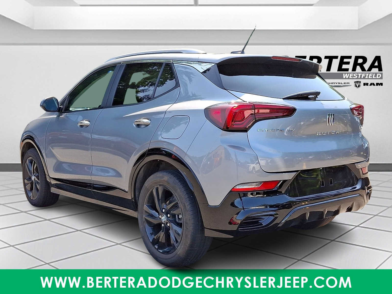 Used 2024 Buick Encore GX Sport Touring w/ Comfort Package FWD image 4
