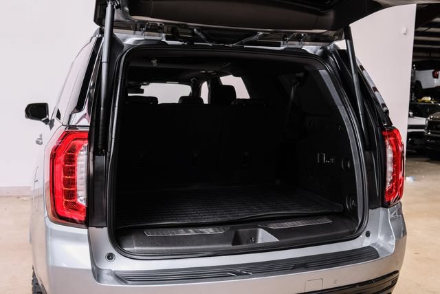 Used 2023 GMC Yukon XL AT4 w/ AT4 Premium Package AWD/4WD image 39
