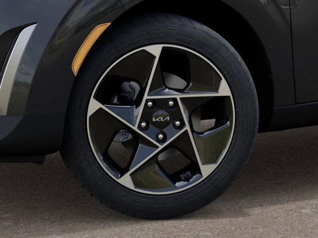 Certified 2025 Kia Soul EX image 9