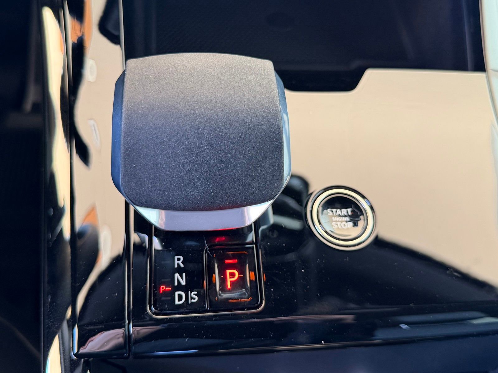 New 2026 Land Rover Range Rover Sport Dynamic SE image 20