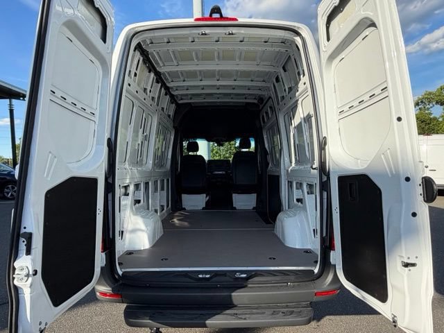 New 2026 Mercedes-Benz Sprinter 2500 image 11
