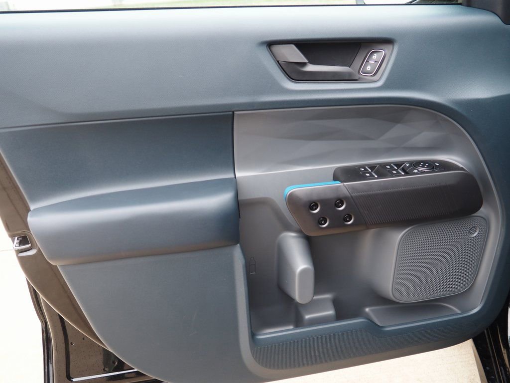 New 2026 Ford Maverick Lobo image 39