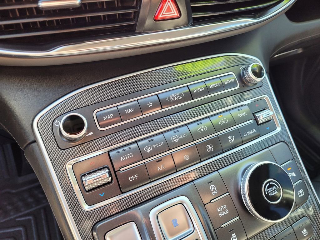 Used 2022 Hyundai Santa Fe Limited w/ Cargo Package image 18