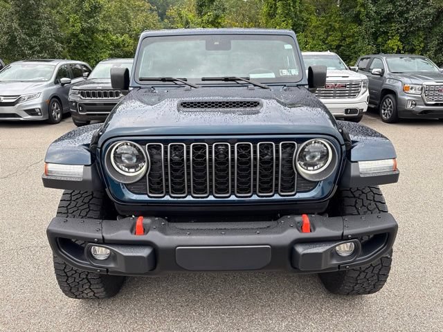 Used 2025 Jeep Gladiator Mojave AWD/4WD image 8