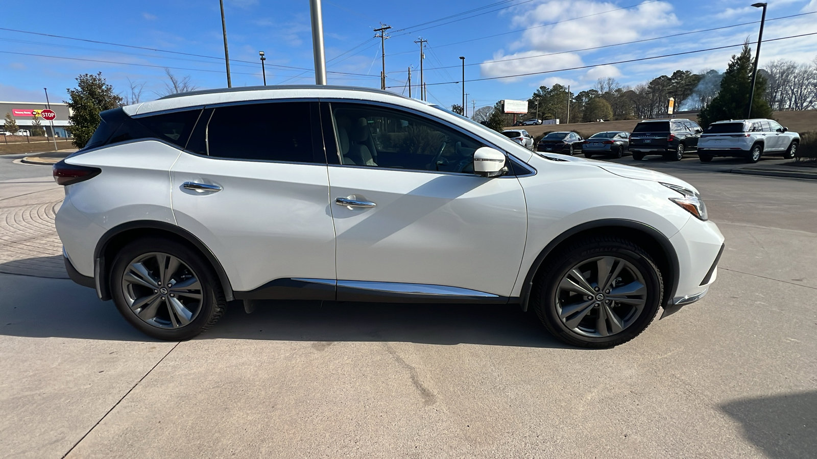 Used 2020 Nissan Murano Platinum image 7