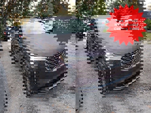 Used 2025 Volvo XC90 B6 Ultra w/ Protection Package Premier image 34