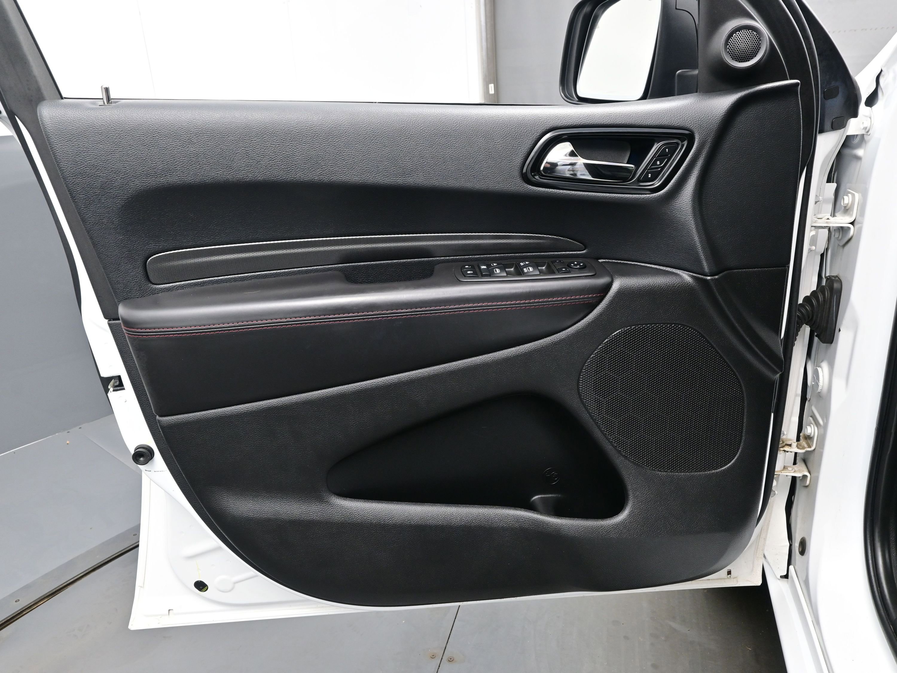 Used 2022 Dodge Durango R/T w/ Blacktop Package image 9