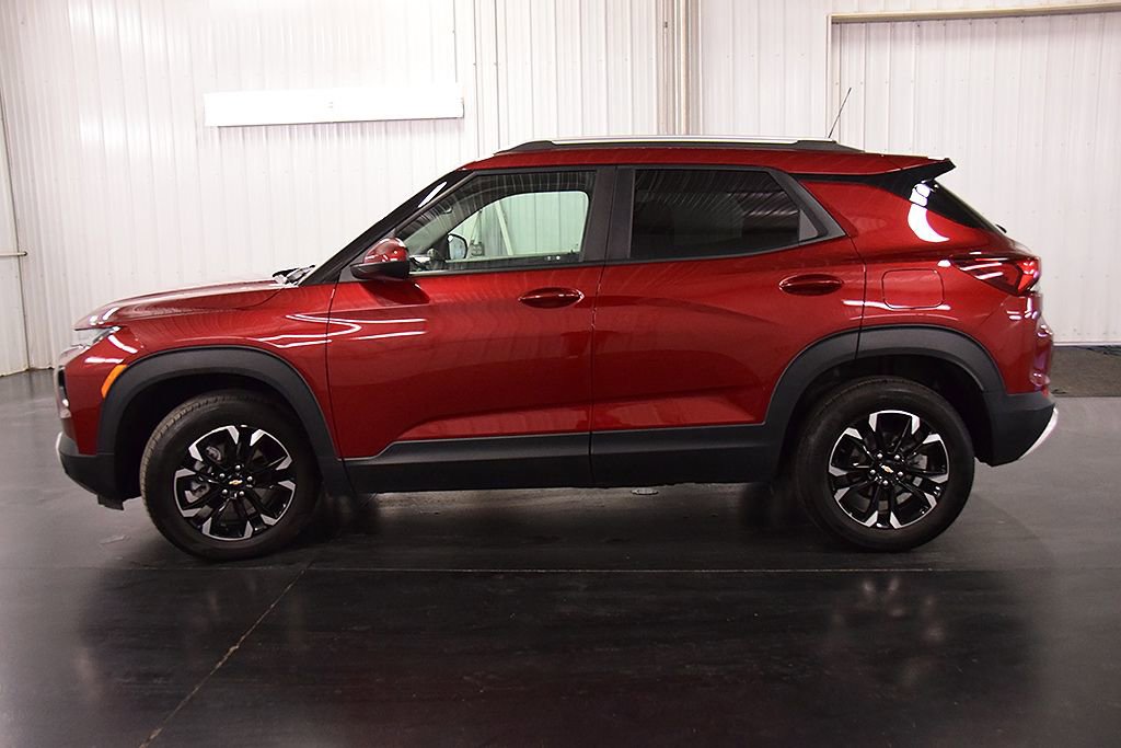 Used 2022 Chevrolet TrailBlazer LT w/ Convenience Package image 4