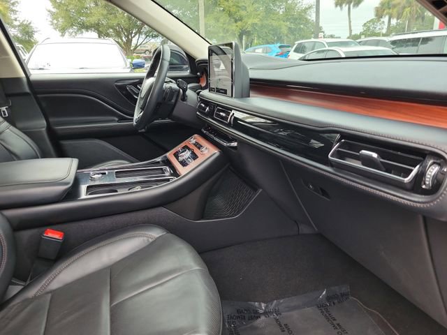 Used 2024 Lincoln Aviator Reserve image 32