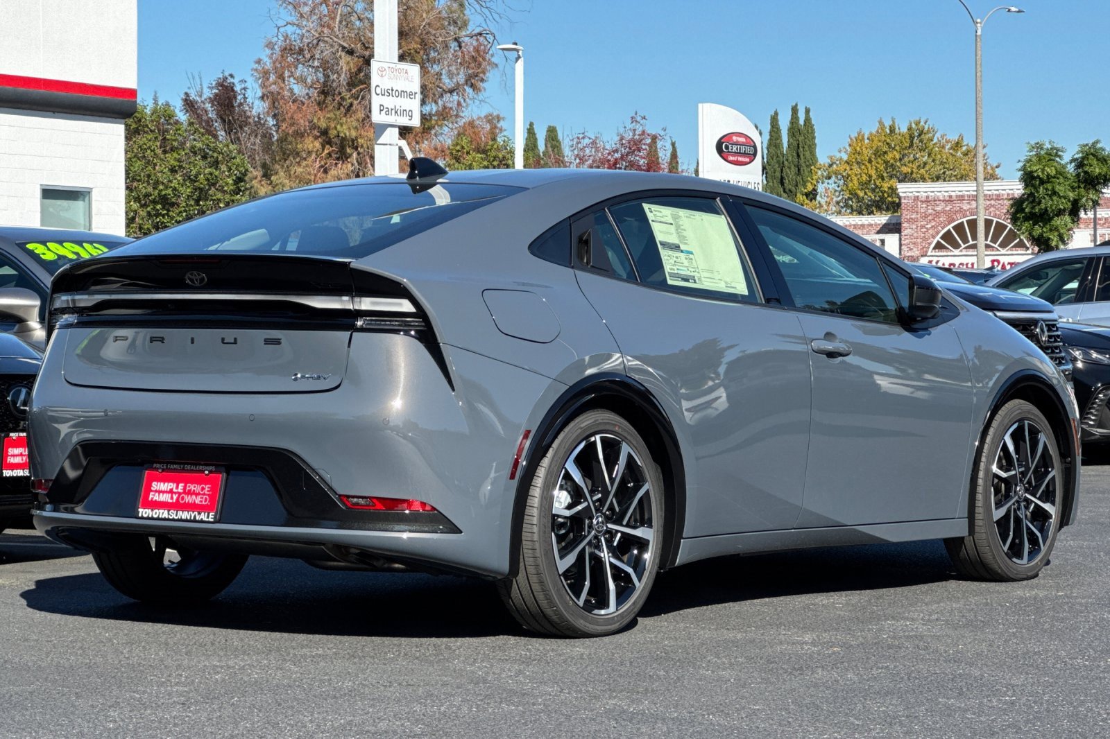 New 2026 Toyota Prius Plug-In Hybrid image 3