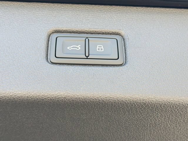 New 2026 Audi Q7 2.0T Premium AWD/4WD image 13