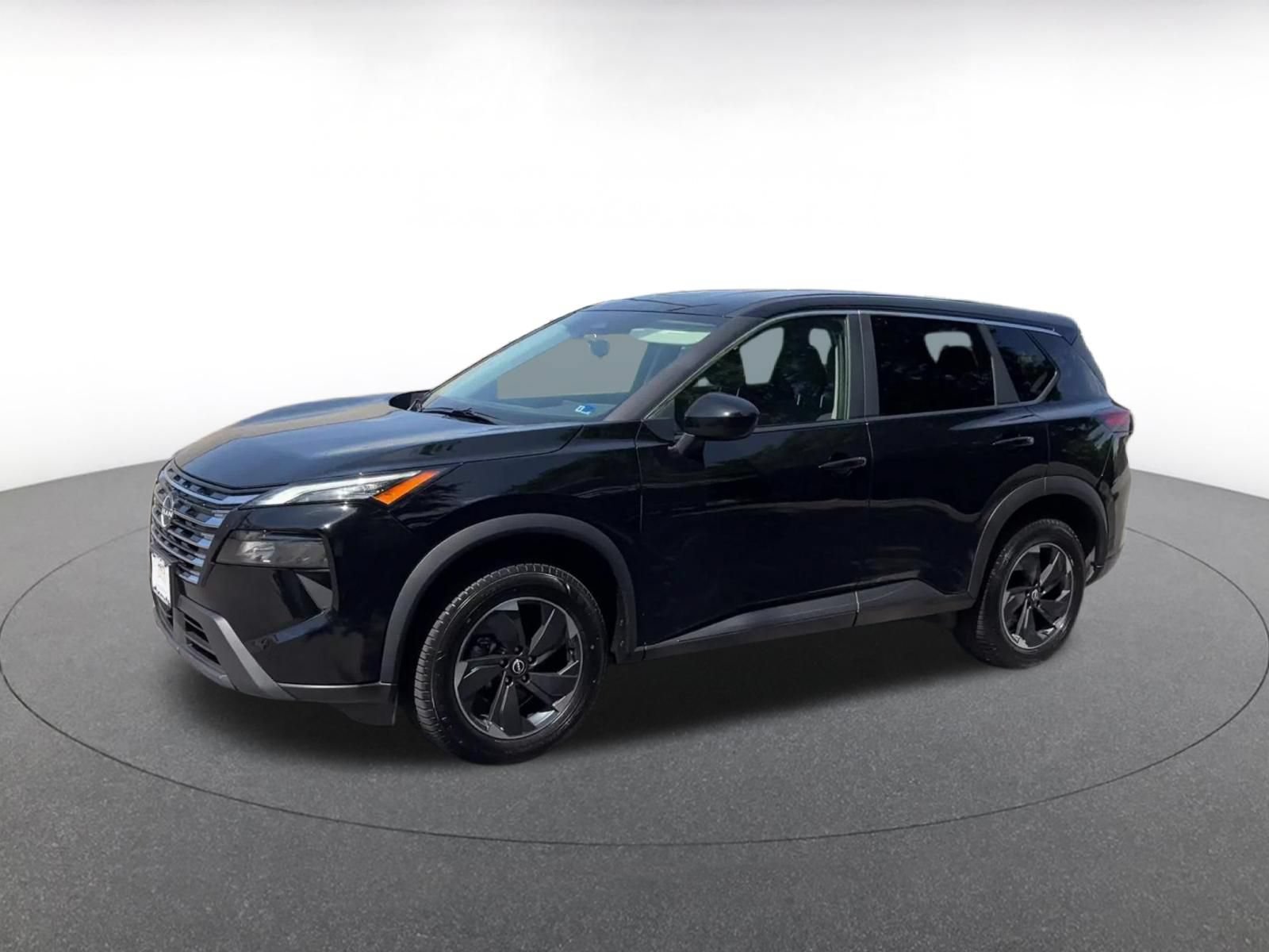 Used 2025 Nissan Rogue SV AWD/4WD image 6
