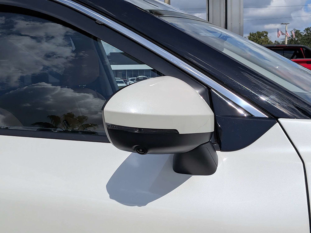 Used 2023 Nissan Rogue Platinum w/ Platinum Premium Package FWD image 40