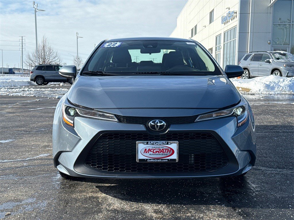 Used 2022 Toyota Corolla LE image 4