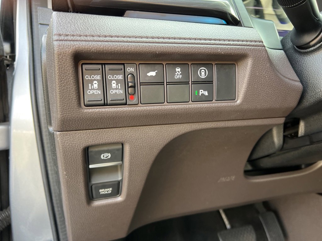 Used 2023 Honda Odyssey Elite image 13