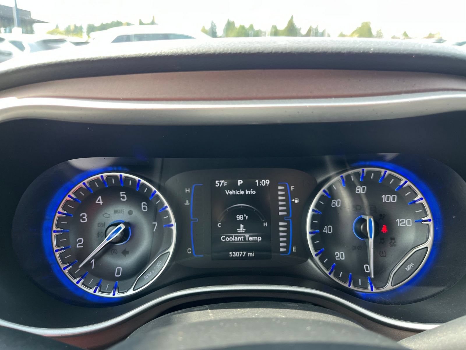 Used 2023 Chrysler Voyager LX FWD image 42