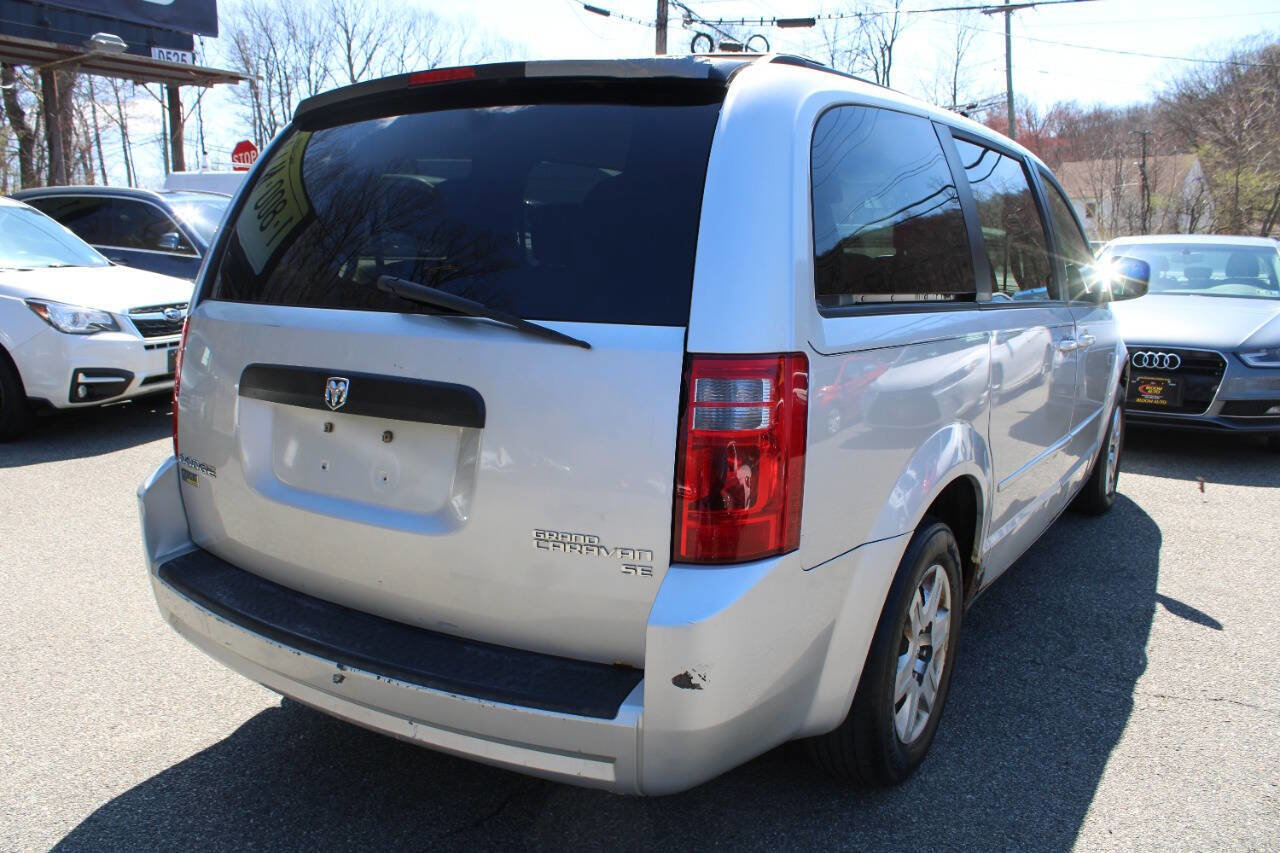 Used 2009 Dodge Grand Caravan SE image 7