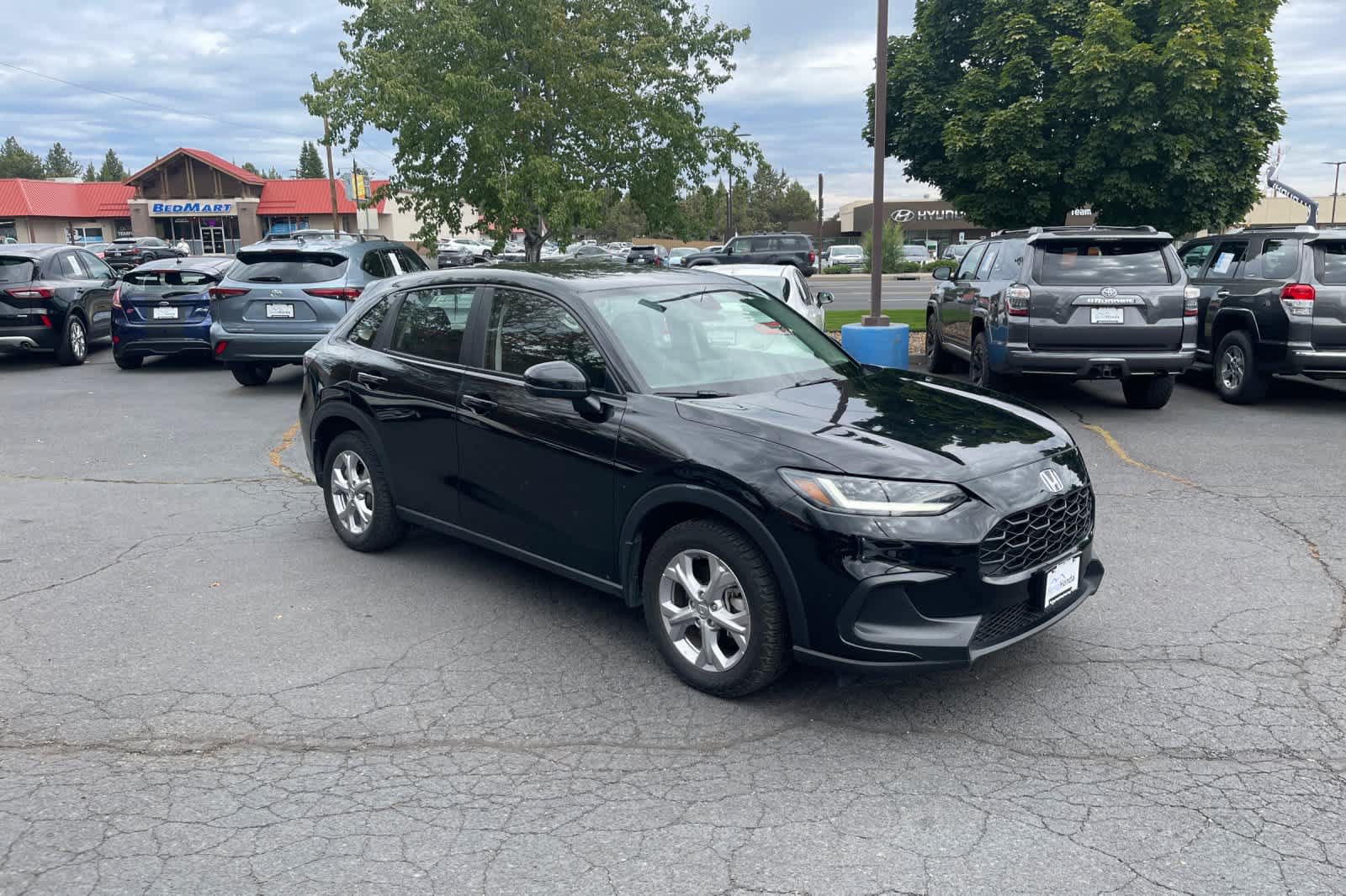 Used 2023 Honda HR-V LX image 7