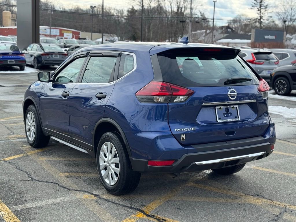 Used 2019 Nissan Rogue S image 3