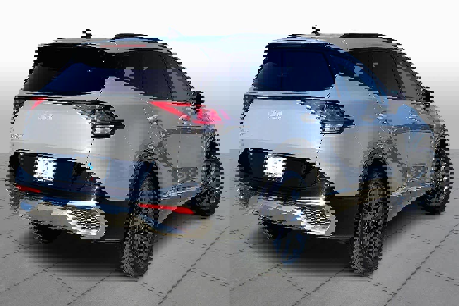 Used 2024 Kia Sportage SX image 12