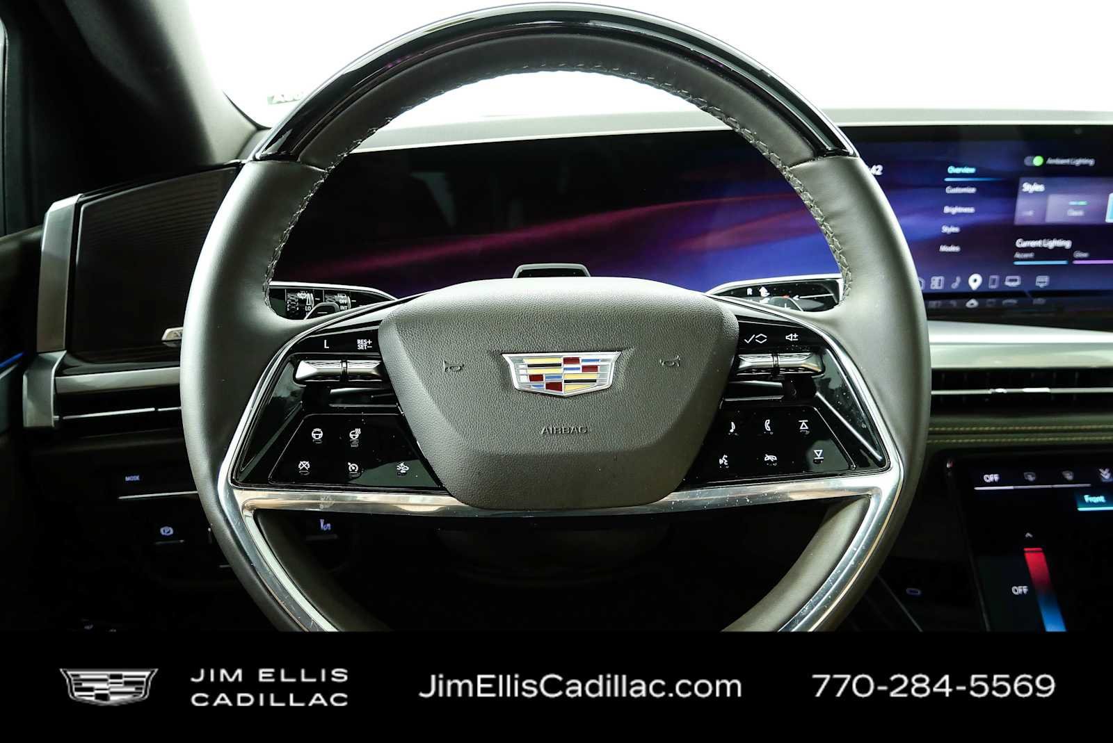 Used 2025 Cadillac Escalade Premium Luxury RWD image 10
