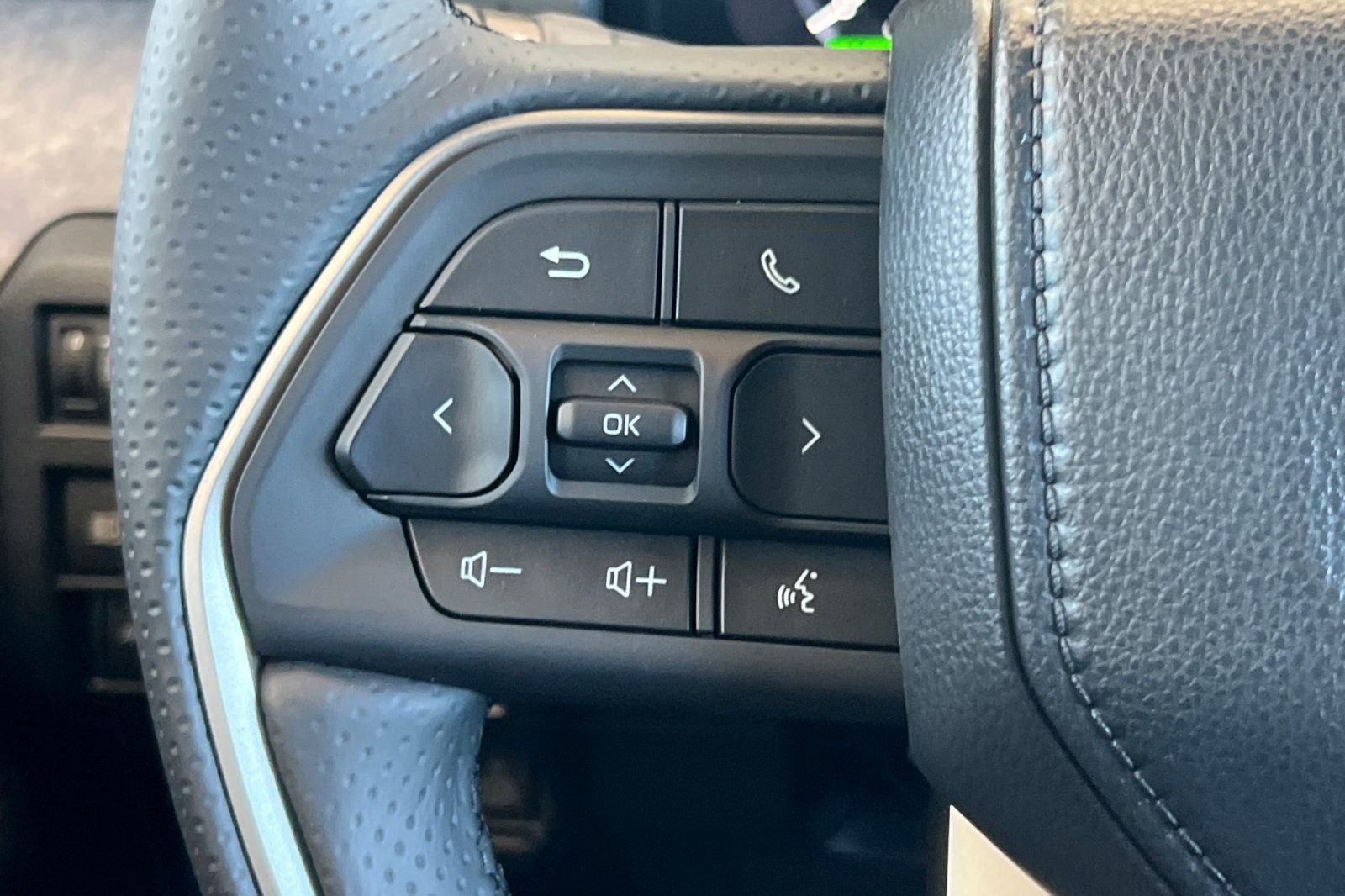 New 2026 Toyota 4Runner Trailhunter AWD/4WD image 28