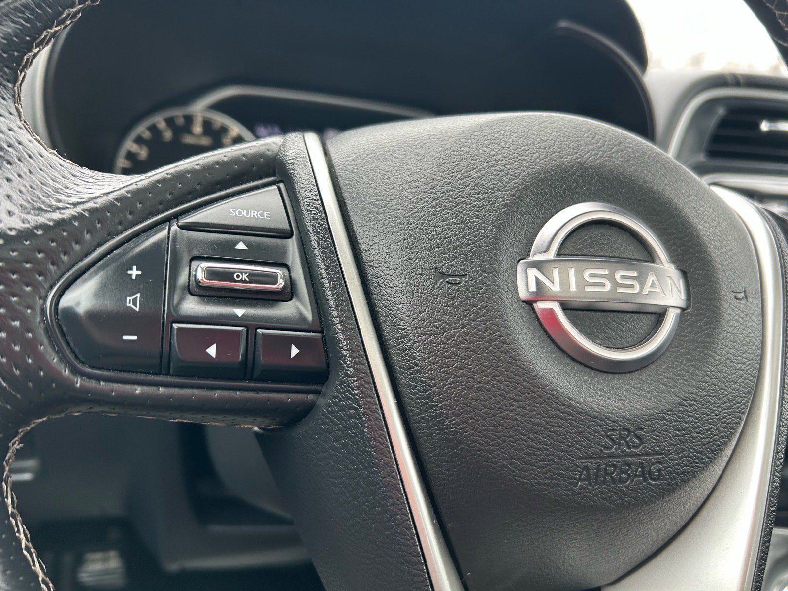 Used 2023 Nissan Maxima SL image 22