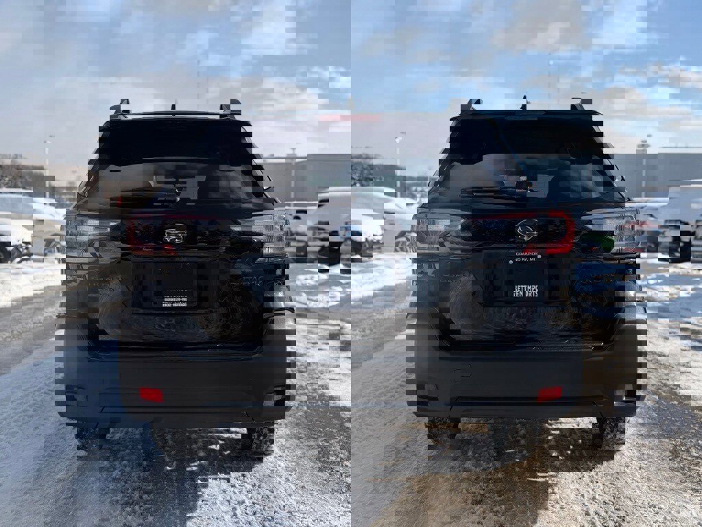 Used 2023 Subaru Outback Onyx Edition image 5