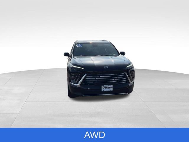 Certified 2025 Buick Enclave Preferred image 3