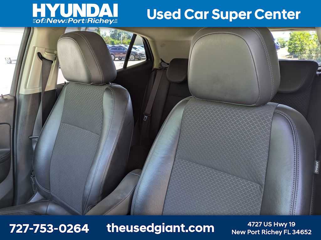Used 2017 Buick Encore Sport Touring FWD image 7