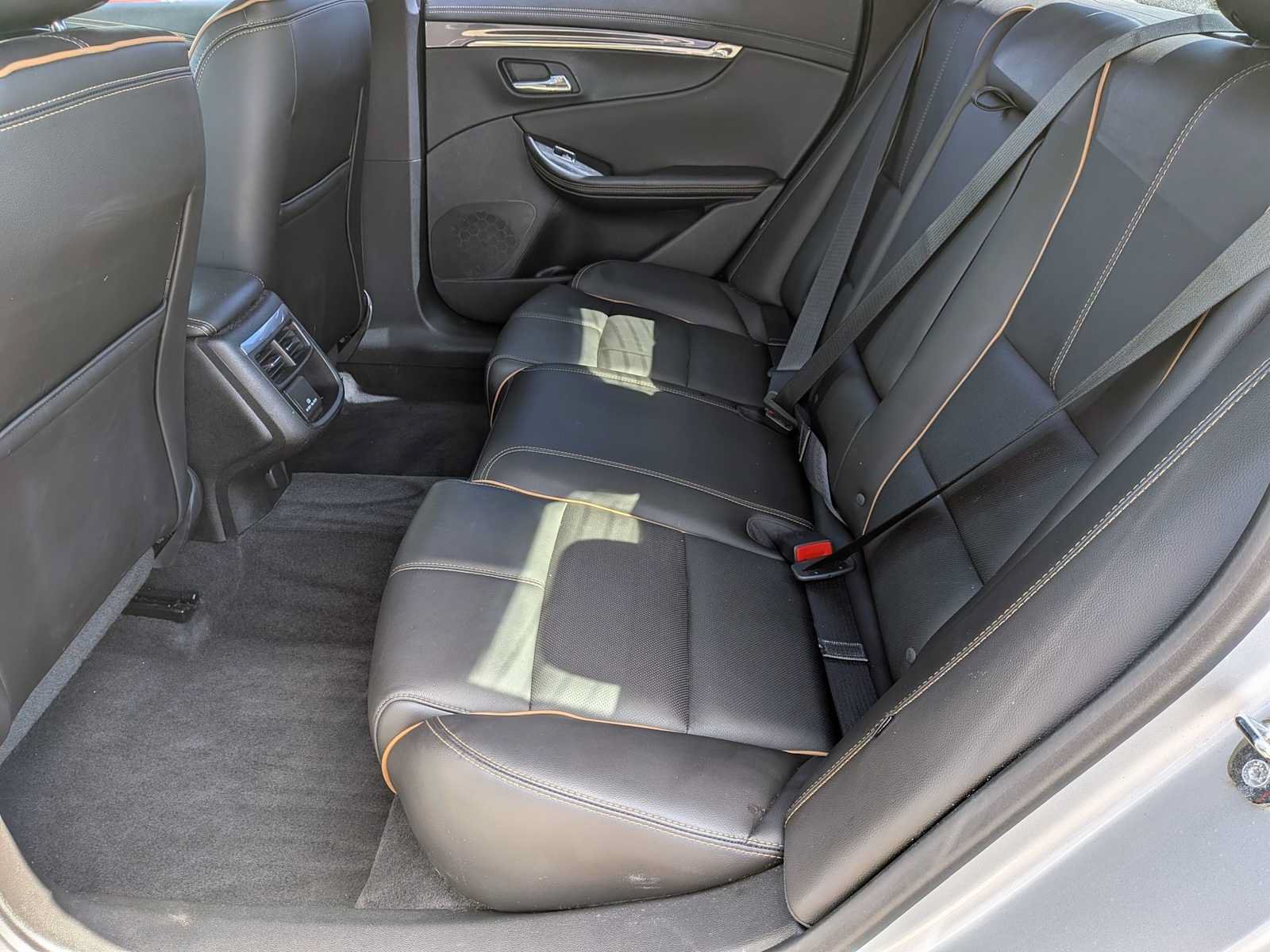 Used 2016 Chevrolet Impala LTZ w/ Enhanced Convenience Package FWD image 19