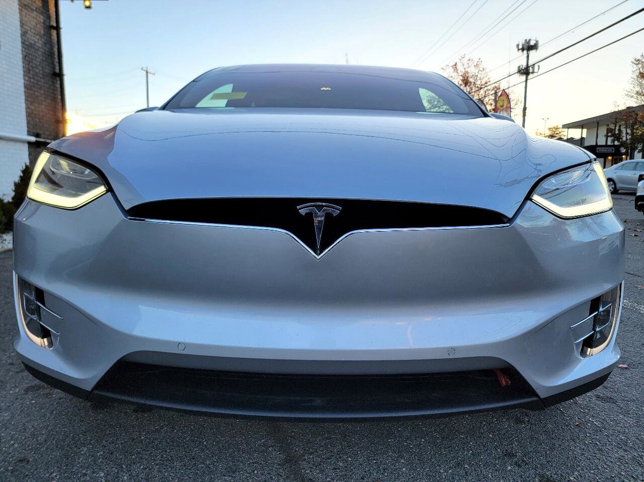 Used 2017 Tesla Model X 75D image 7