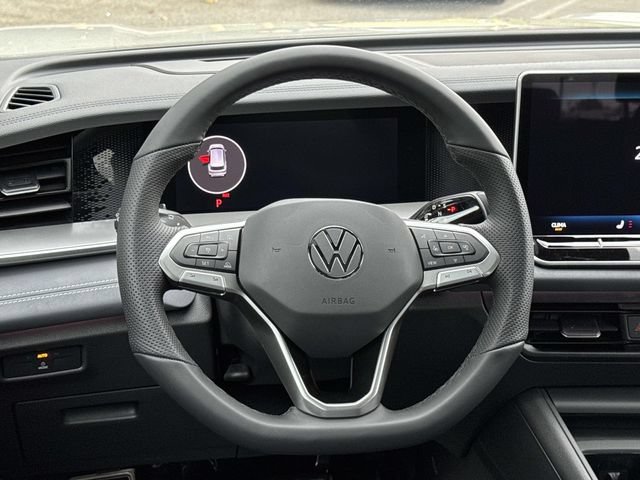 New 2026 Volkswagen Tiguan SE R-Line FWD image 7