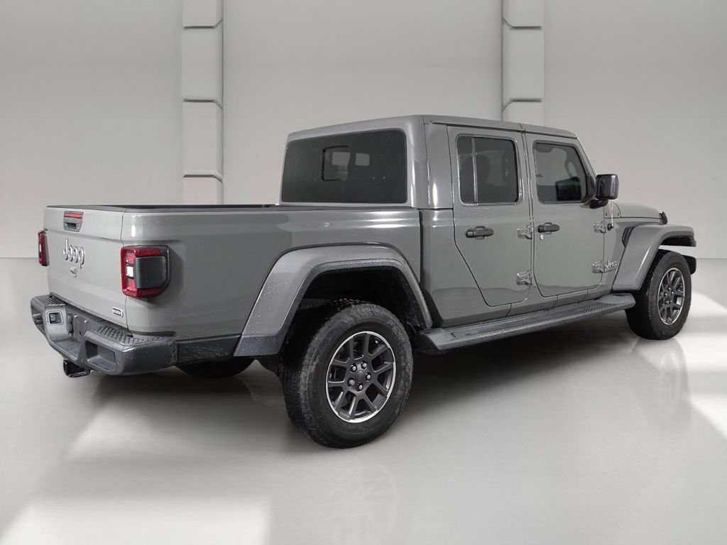 Used 2021 Jeep Gladiator Overland AWD/4WD image 5