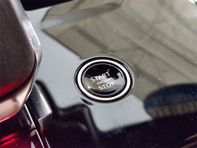 Used 2025 Land Rover Range Rover Sport SE image 20