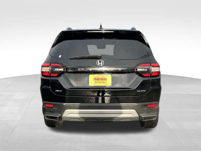 Used 2025 Honda Pilot Elite image 9