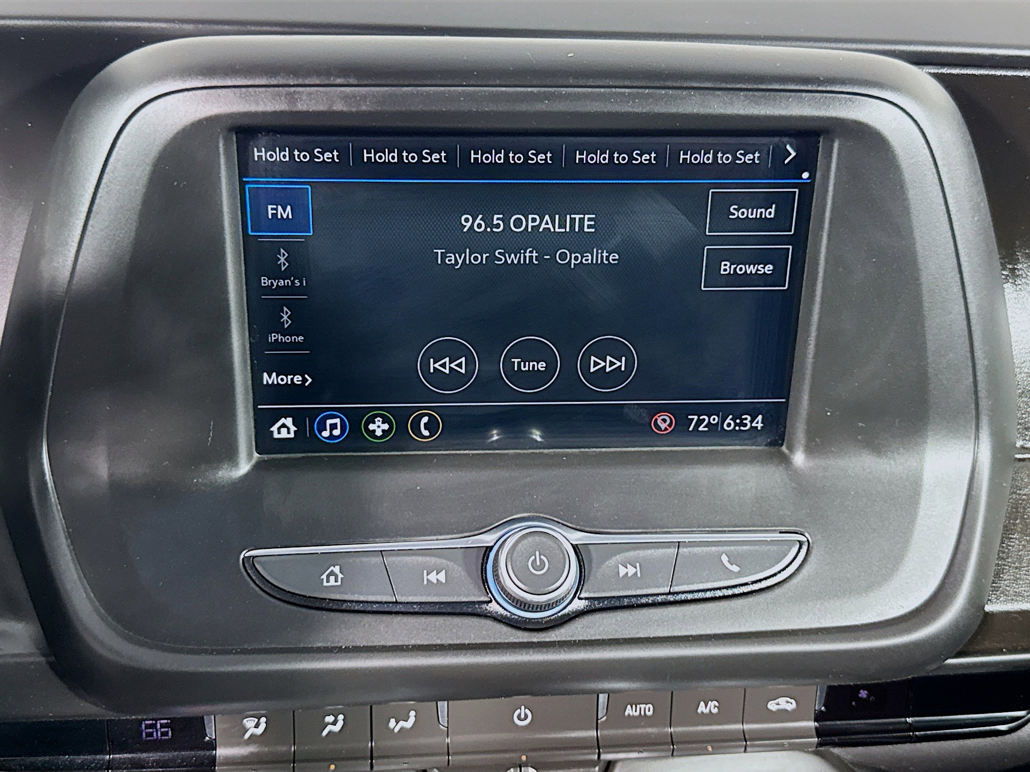 Used 2019 Chevrolet Camaro LT w/ RS Package image 17