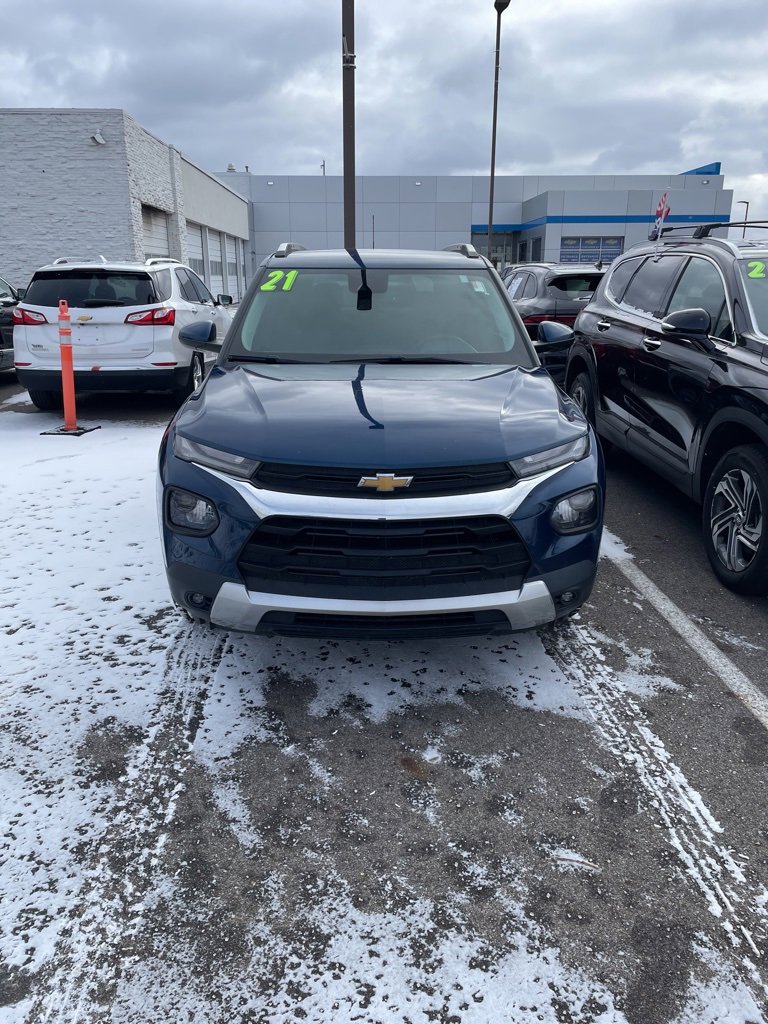 Used 2021 Chevrolet TrailBlazer LT w/ Convenience Package image 1