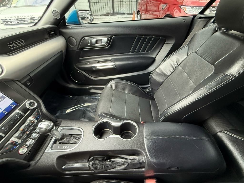 Used 2020 Ford Mustang Premium image 27