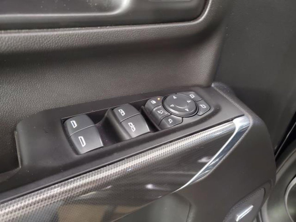 Used 2022 GMC Sierra 2500 AT4 w/ AT4 Premium Plus Package AWD/4WD image 14