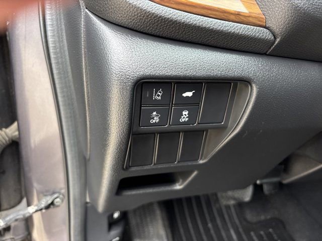 Used 2018 Honda CR-V Touring image 22