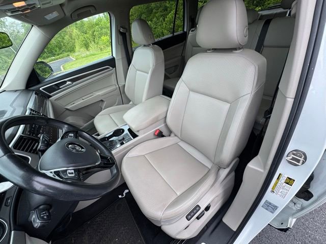 Used 2018 Volkswagen Atlas SEL AWD/4WD image 12