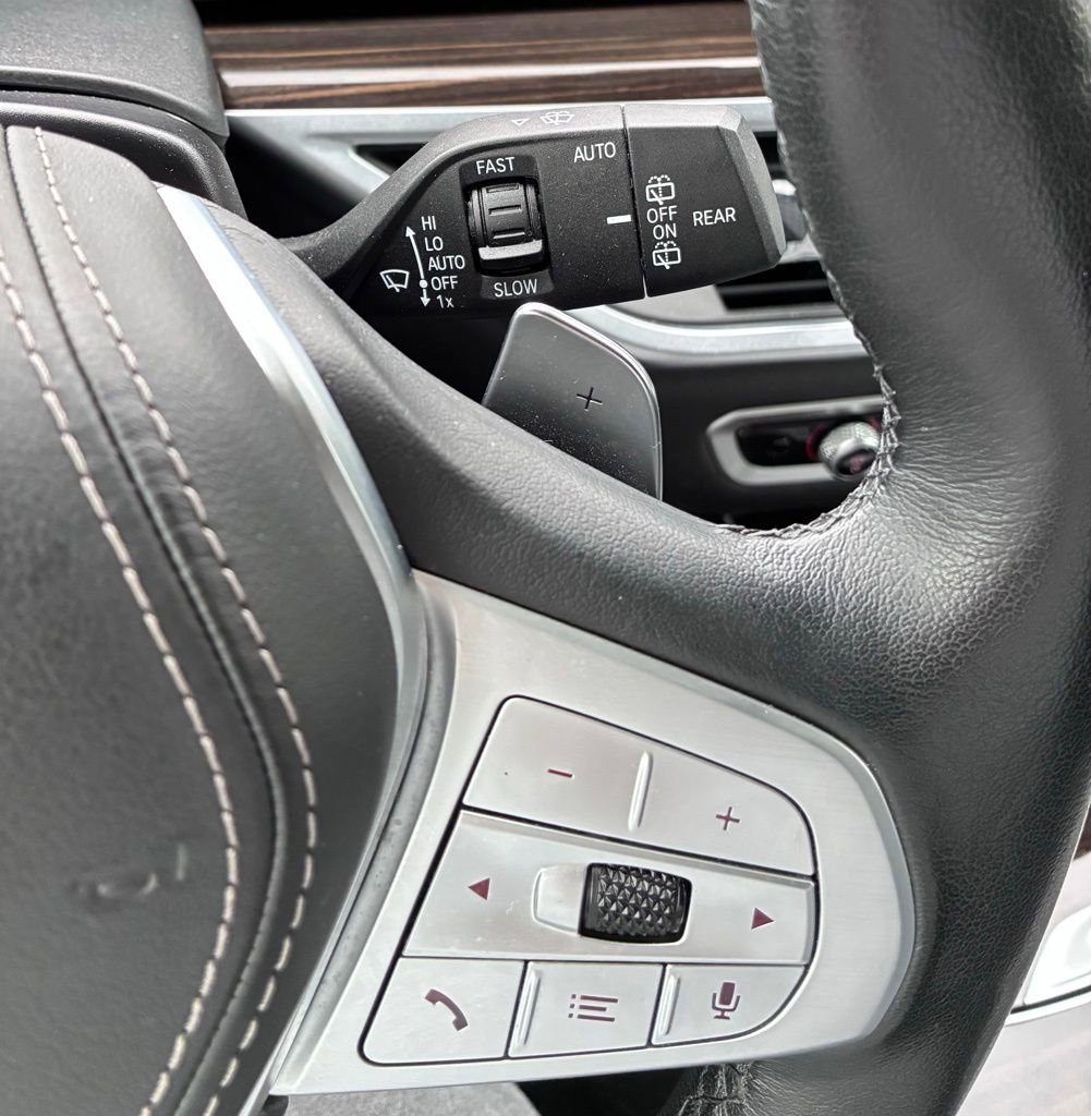 Used 2024 BMW X7 xDrive40i w/ Premium Package AWD/4WD image 39