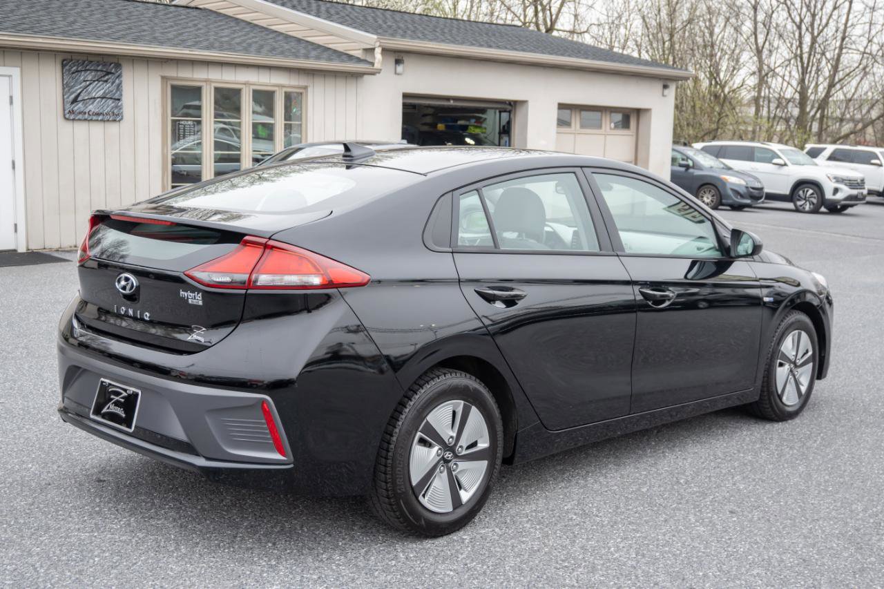 Used 2020 Hyundai Ioniq Blue FWD image 11