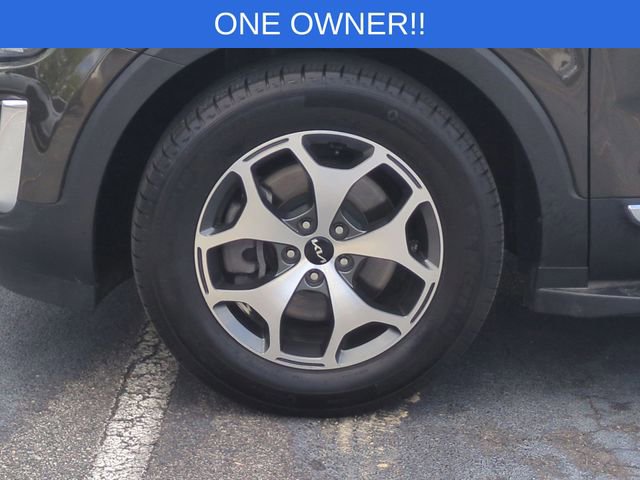 Used 2022 Kia Telluride EX w/ Towing Package image 10