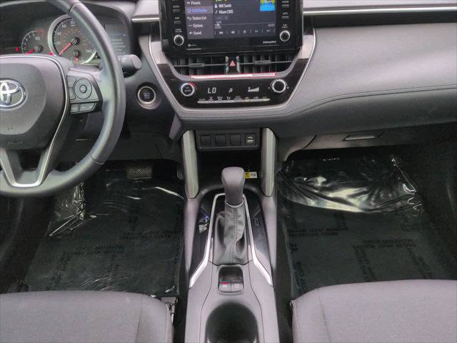 Certified 2022 Toyota Corolla Cross LE FWD image 18