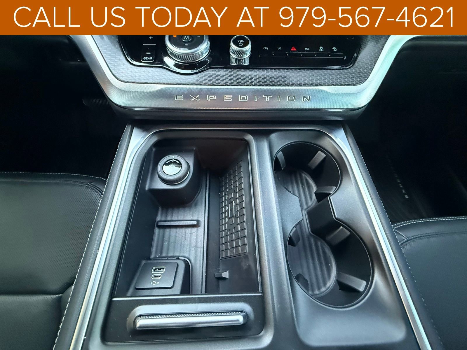 New 2025 Ford Expedition Platinum image 31
