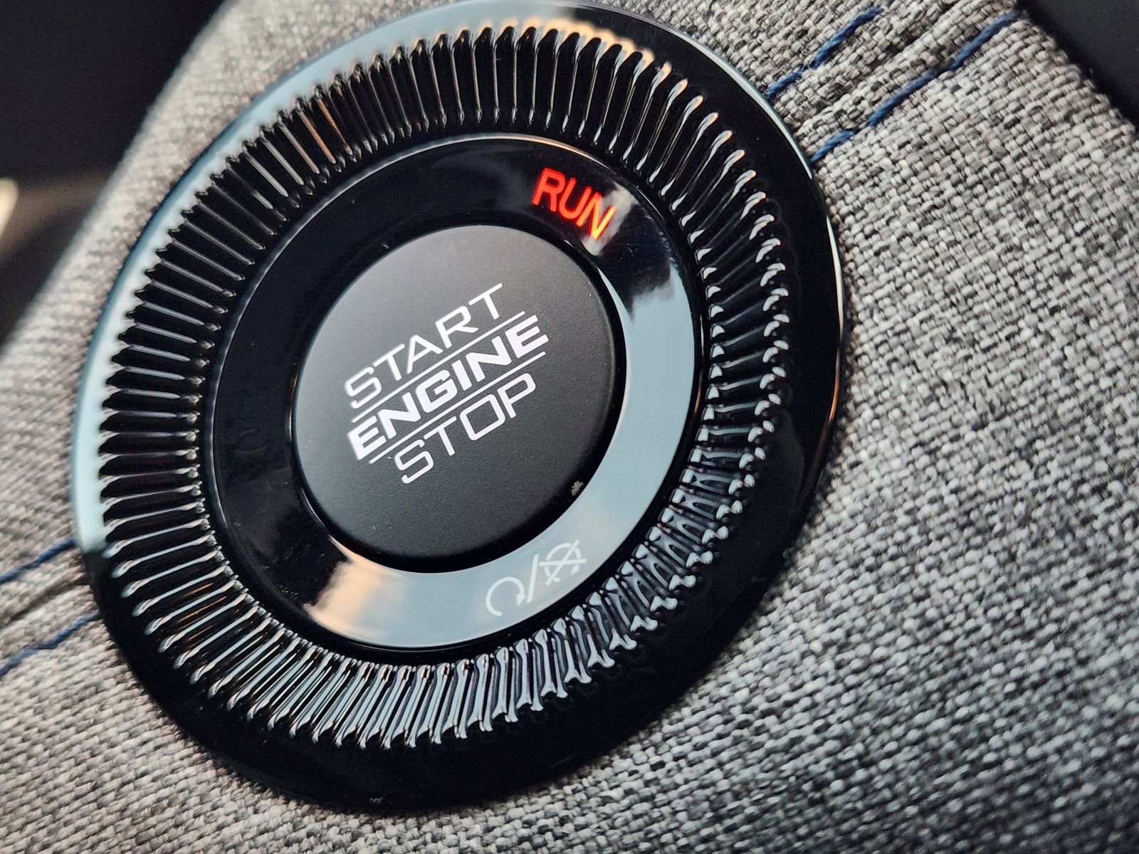 New 2026 Jeep Compass Latitude image 17