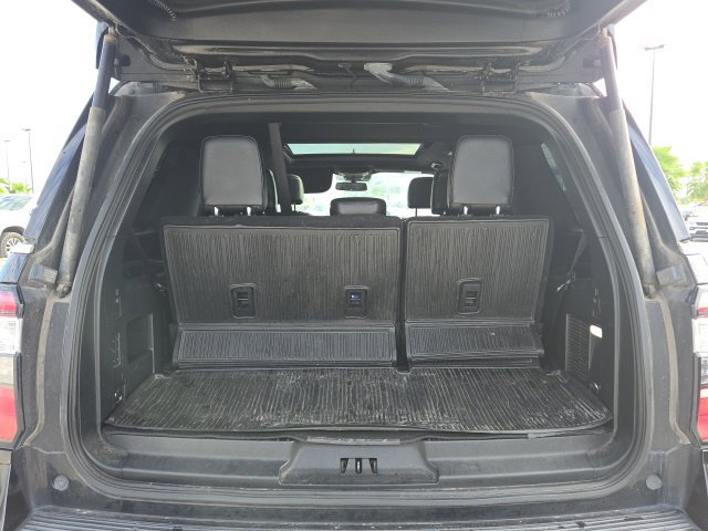 Used 2021 Ford Expedition Limited RWD image 8