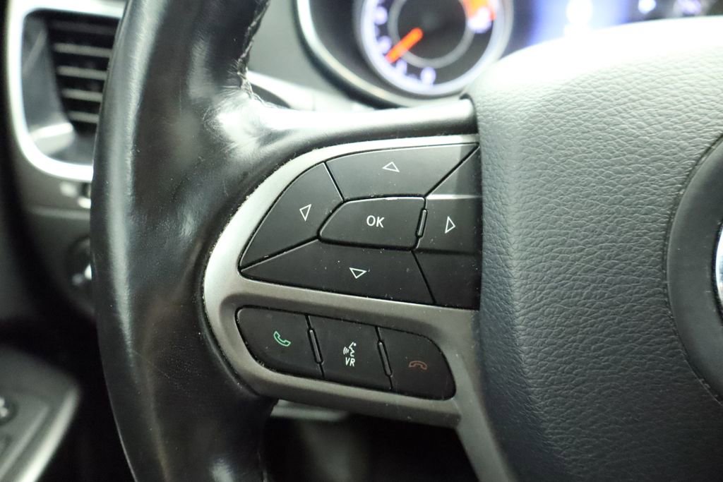 Used 2021 Jeep Cherokee Limited image 33